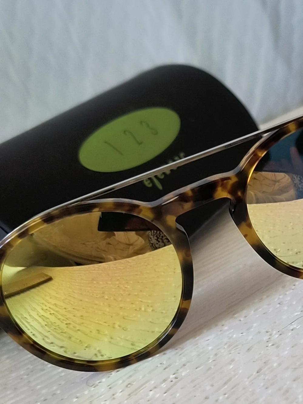 Tortoiseshell Frame Sunglasses with Green Mirrored Lenses